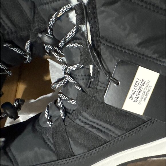 Sorel Youth Girls Whitney II Short Lace Waterproof Winter Boot Black Size 5 M - Picture 3 of 6